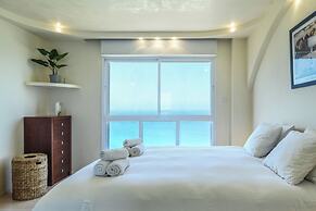 Netanya Panoramic Sea-View 4BR Apartment