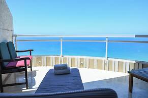Netanya Panoramic Sea-View 4BR Apartment