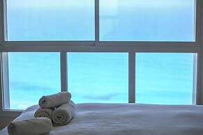 Netanya Panoramic Sea-View 4BR Apartment