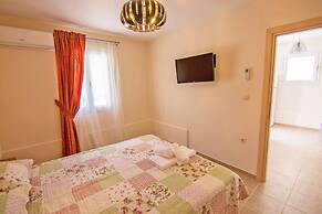 Villa Elpida at Minies