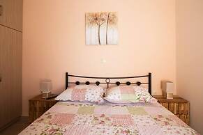 Villa Elpida at Minies