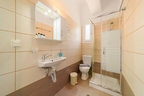 Olive Guest House at Sami