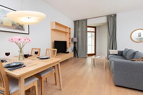 Neptun Park Apartment Gdańsk by Renters