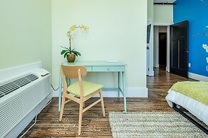 Private Suite in Historic Austin B&b: Sleeps 2!