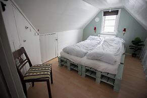 Two Bedroom Vacation Home In The Center Of Tórshavn