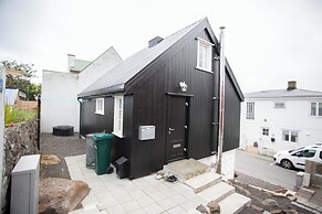 Two Bedroom Vacation Home In The Center Of Tórshavn