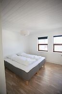 Downtown / Newly Renovated 2 Bedroom Apartment