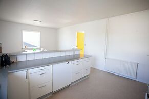 The Bird / Guesthouse / 10 Min Walk Downtown