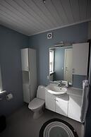 The Bird / Guesthouse / 10 Min Walk Downtown