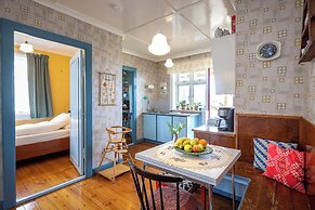 Downtown - Retro Decor - Stunning Views - Terrace