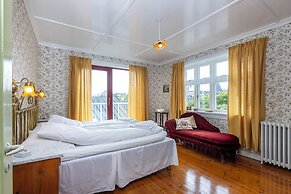 Downtown - Retro Decor - Stunning Views - Terrace