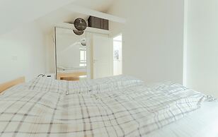 Stunning Views / Penthouse / Decorative / Parking