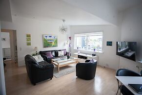 Downtown Tórshavn - Large 3 Bedroom Apartment