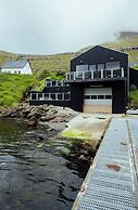 A Pearl In A Forgotten Fjord - Luxury Boathouse