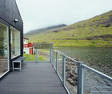 A Pearl In A Forgotten Fjord - Luxury Boathouse