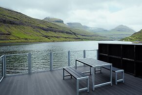 A Pearl In A Forgotten Fjord - Luxury Boathouse
