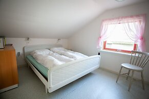 Cozy House In The Idyllic Village Of Haldórsvík