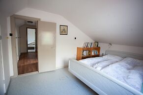 Cozy House In The Idyllic Village Of Haldórsvík