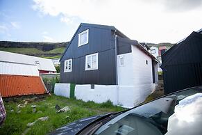 Cozy House In The Idyllic Village Of Haldórsvík