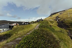 Cottage With Stunning View Of The Sea And Islands.
