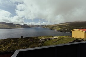 Cozy 2-Bedroom House With A Fantastic View