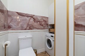 Mickiewicza Apartment Cracow by Renters