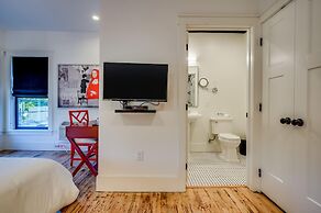 Private Suite in Historic Austin B&b: Sleeps 2!