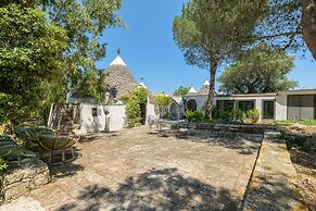 Trullo Kallist con Piscina by Wonderful Italy
