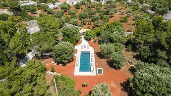 Trullo Kallist con Piscina by Wonderful Italy