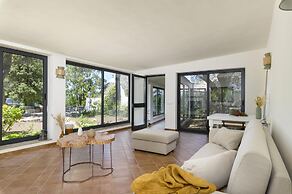 Trullo Kallist con Piscina by Wonderful Italy