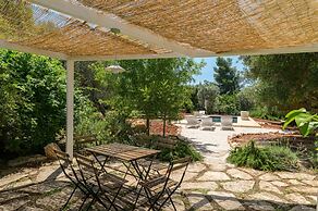 Trullo Kallist con Piscina by Wonderful Italy