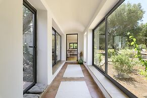 Trullo Kallist con Piscina by Wonderful Italy