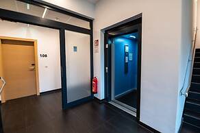 sHome Self-Check-in Hotel Graz