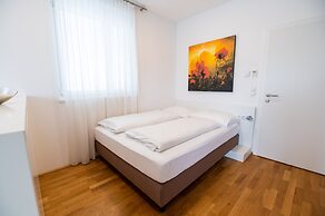 sHome Self-Check-in Hotel Graz