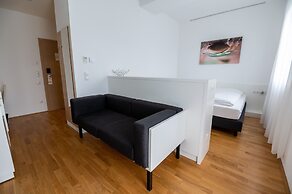 sHome Self-Check-in Hotel Graz