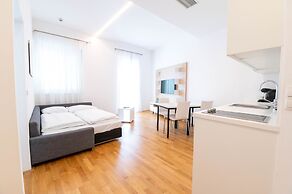 sHome Self-Check-in Hotel Graz