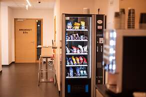sHome Self-Check-in Hotel Graz