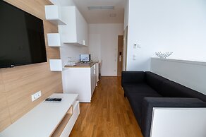 sHome Self-Check-in Hotel Graz