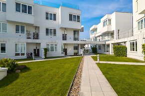 Apartment Orłowo Park by Renters