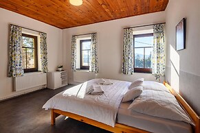 Luxe Villa in Bernartice Kkh045