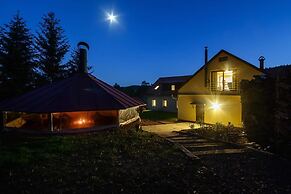 Luxe Villa in Bernartice Kkh045