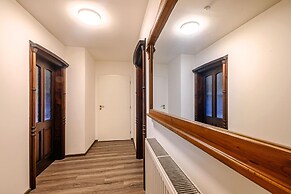 Luxe Villa in Bernartice Kkh045
