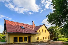 Luxe Villa in Bernartice Kkh045
