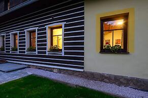 Luxe Villa in Bernartice Kkh045