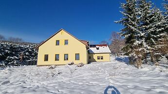 Luxe Villa in Bernartice Kkh045
