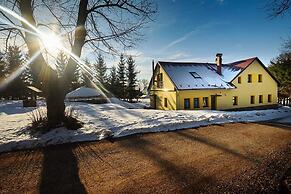 Luxe Villa in Bernartice Kkh045