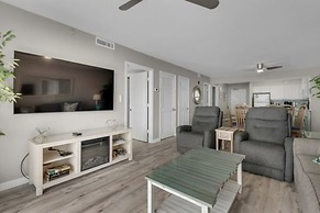Pelican Beach 1213 2 Bedroom Condo