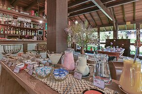 Pousada Cantos e Contos