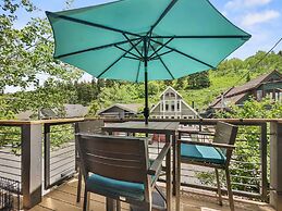 136 Top Of Main! Secret Daly Hideaway W/ Hot Tub! Walk To Main Street!