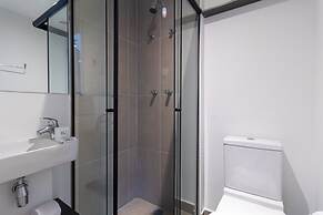 360 VN Oscar Freire by Housi